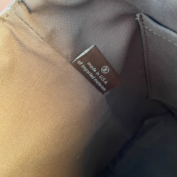 Louis Vuitton Totally MM Shoulder Bag - Picture 8 of 13